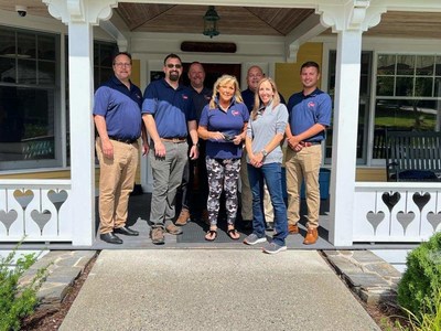 Representatives from Suburban Propane and David’s House joined forces to pack snack packs for families visiting children at Dartmouth Health Children’s Hospital and stuff gift bags for the organization’s upcoming golf tournament fundraiser. The effort is part of Suburban Propane’s SuburbanCares initiative in communities across the nation. (photo courtesy of Suburban Propane)